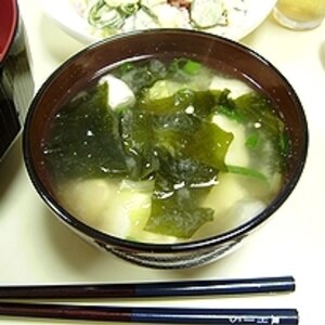 豆腐と白菜の味噌汁